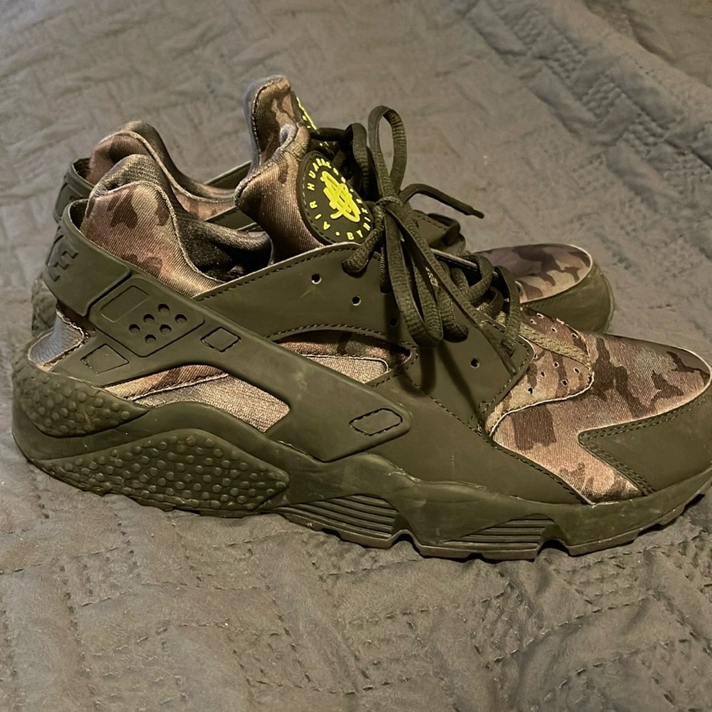 Air huarache by Nike